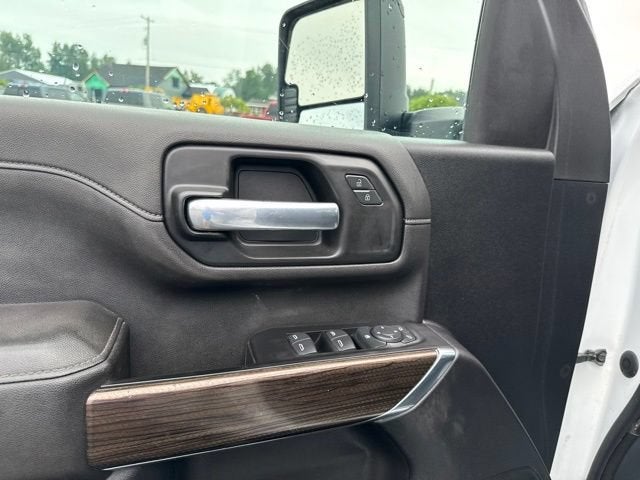 2022 Chevrolet Silverado 3500 HD Chassis Cab LT