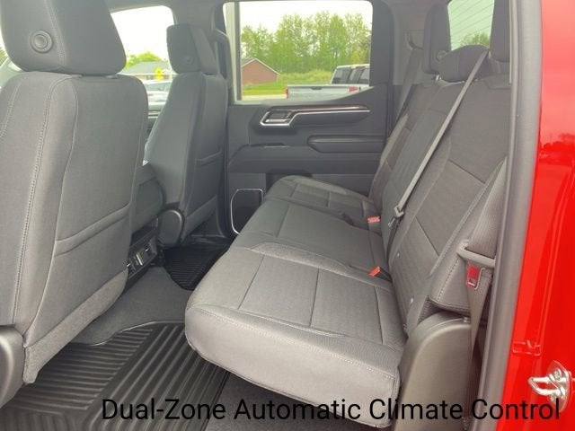 2025 Chevrolet Silverado 1500 LT (2FL)