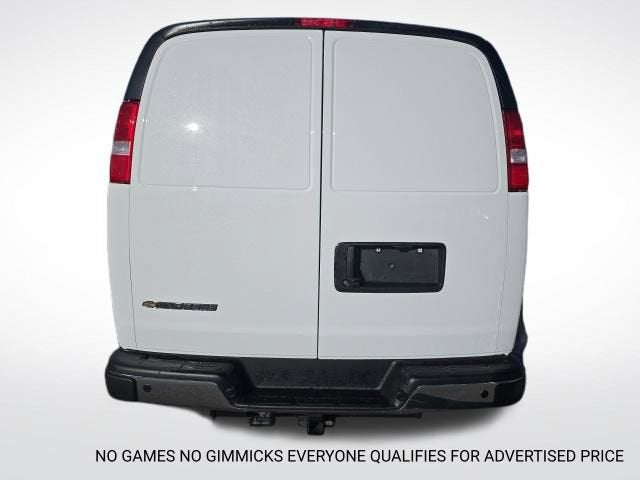 2025 Chevrolet Express Cargo 2500 WT