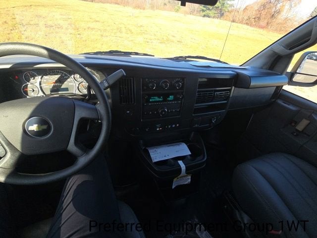 2025 Chevrolet Express Cargo 2500 WT