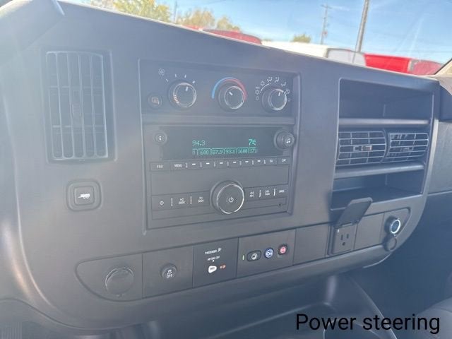 2025 Chevrolet Express Cargo 2500 WT