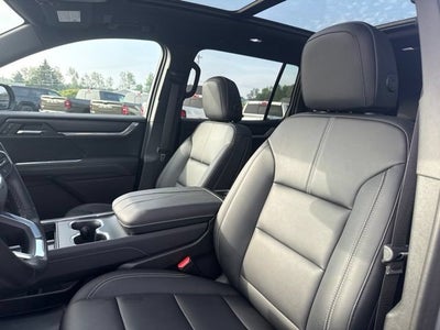 2024 GMC Acadia Elevation