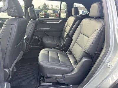 2024 GMC Acadia Elevation