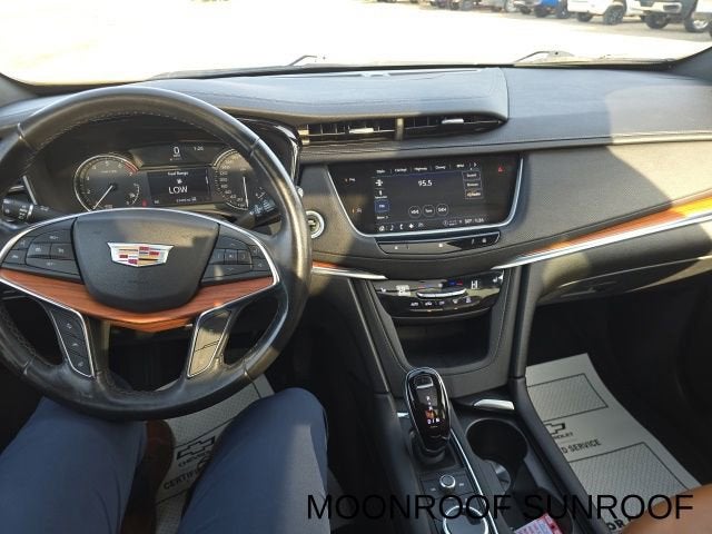 2021 Cadillac XT5 Premium Luxury