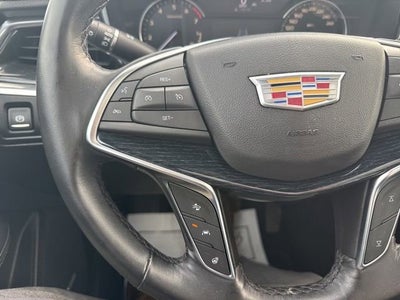 2022 Cadillac XT5 Premium Luxury