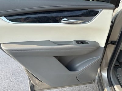 2022 Cadillac XT6 Premium Luxury