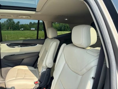 2022 Cadillac XT6 Premium Luxury