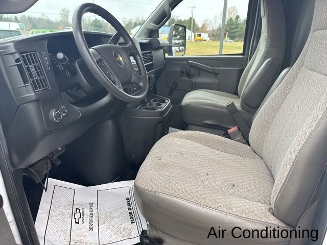 2018 Chevrolet Express Cutaway 3500 Work Van