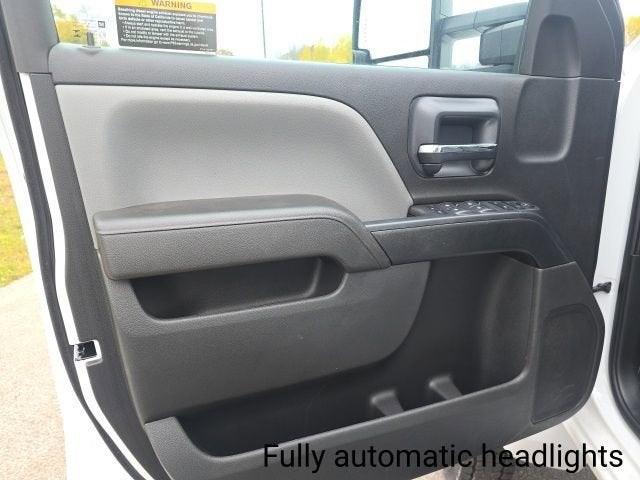 2025 Chevrolet Silverado 5500 HD Work Truck