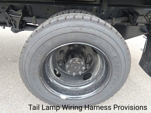 2025 Chevrolet Silverado 5500 HD Work Truck