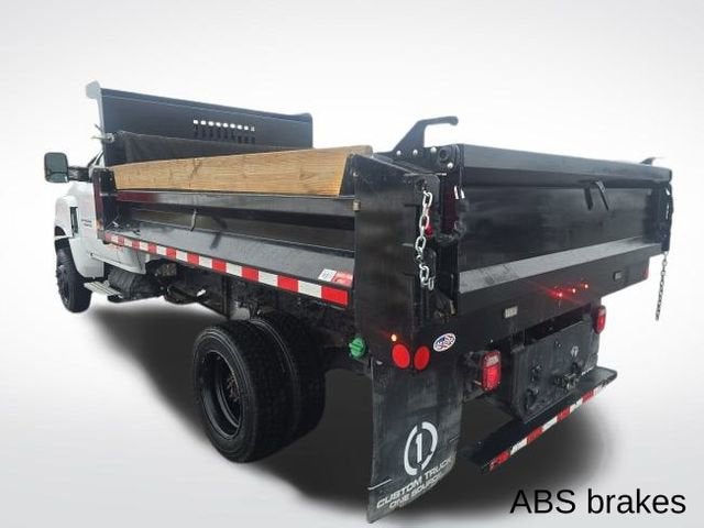 2023 Chevrolet Silverado 6500 HD Work Truck