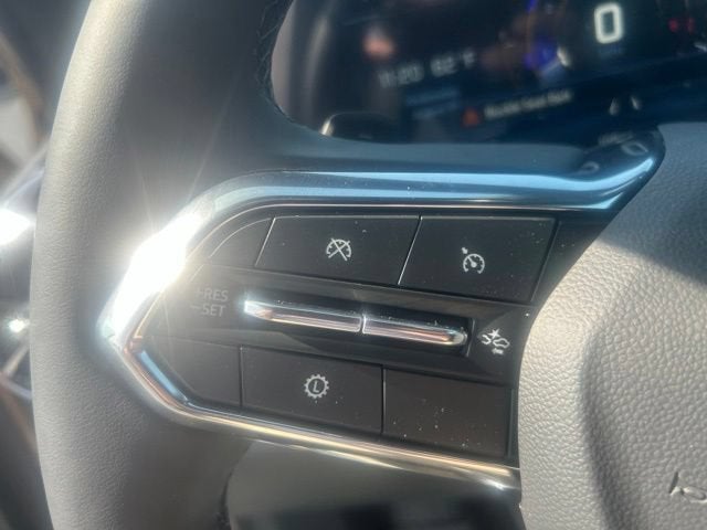 2027 Chevrolet Equinox LT - Photo 19