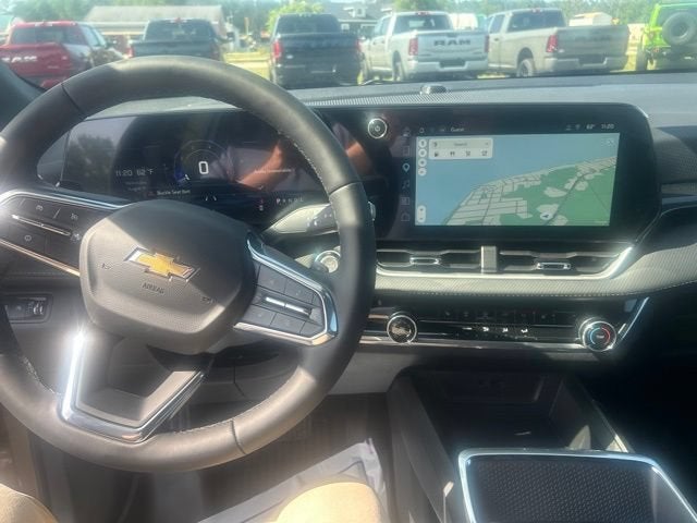 2027 Chevrolet Equinox LT - Photo 20