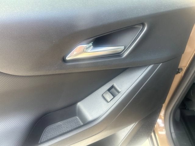 2027 Chevrolet Equinox LT - Photo 26