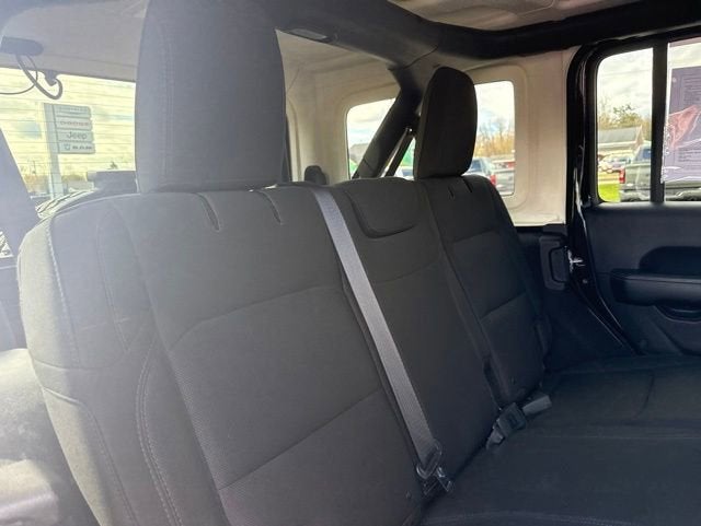 2018 Jeep Wrangler Unlimited Sahara 4x4