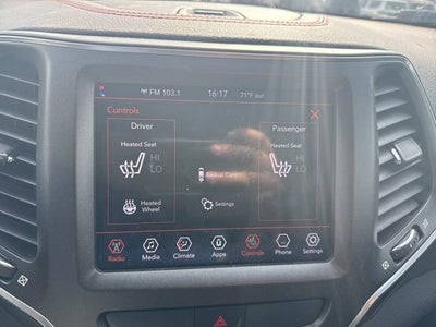 2020 Jeep Cherokee Trailhawk