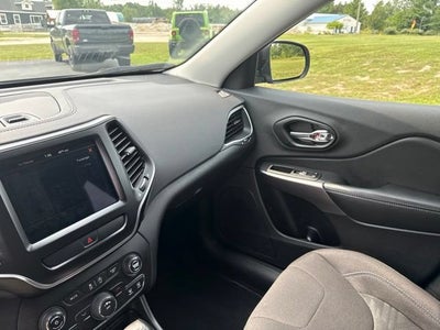 2022 Jeep Cherokee X