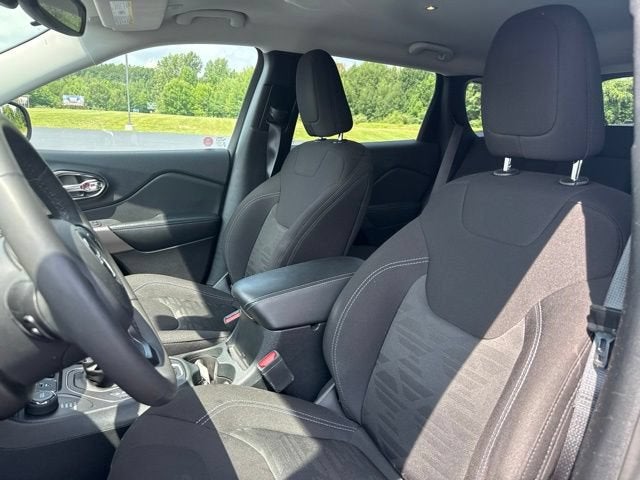 2022 Jeep Cherokee X