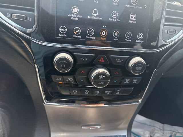 2020 Jeep Grand Cherokee Laredo