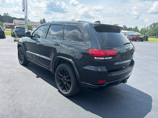 2020 Jeep Grand Cherokee Laredo