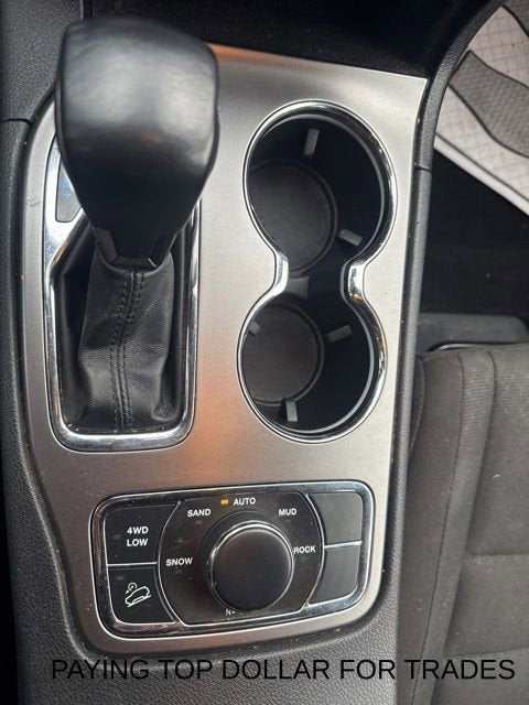 2020 Jeep Grand Cherokee Laredo