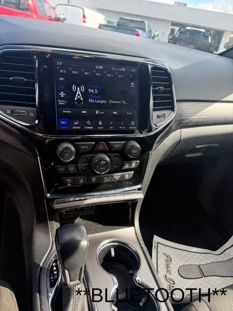 2020 Jeep Grand Cherokee Laredo