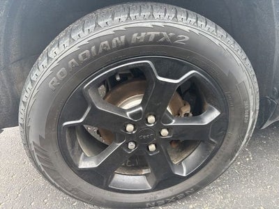 2020 Jeep Grand Cherokee Laredo