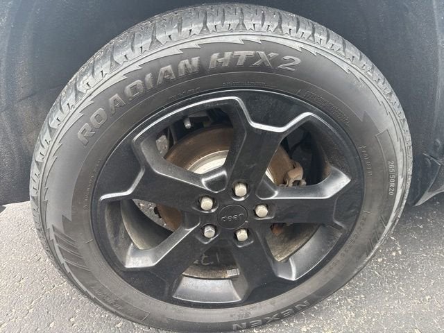 2020 Jeep Grand Cherokee Laredo