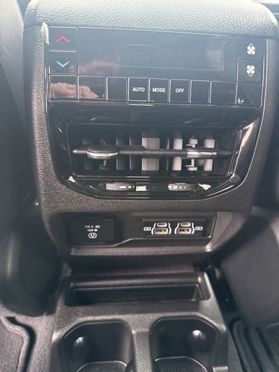 2023 Jeep Grand Cherokee L Altitude 4x4