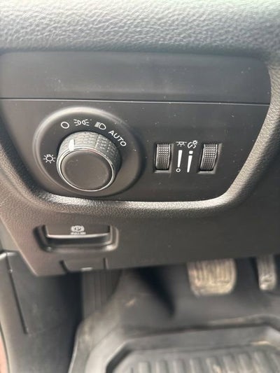 2023 Jeep Grand Cherokee L Altitude 4x4