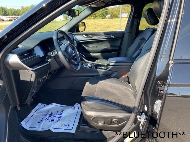 2022 Jeep Grand Cherokee L Altitude 4x4