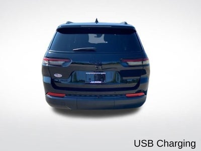2022 Jeep Grand Cherokee L Altitude 4x4