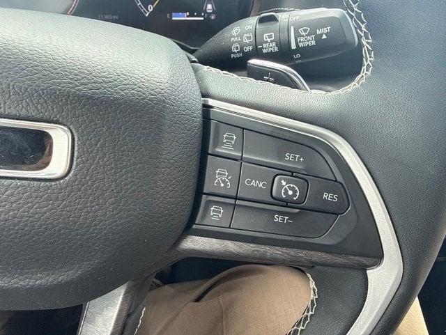2023 Jeep Grand Cherokee L Limited 4x4