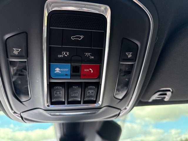 2023 Jeep Wagoneer Series III