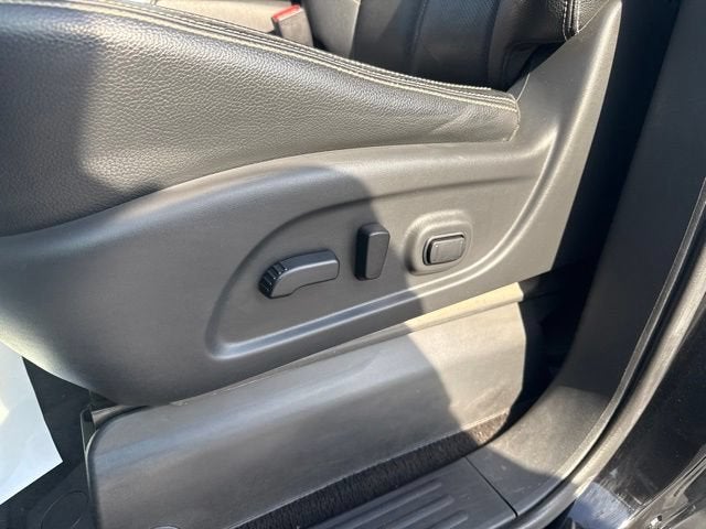 2019 Nissan Titan S