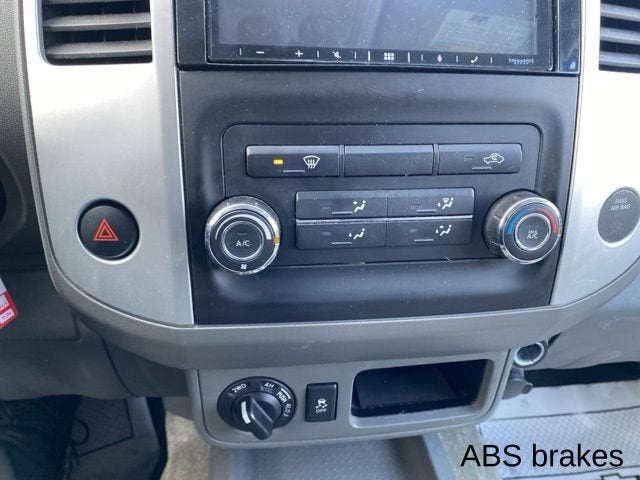 2016 Nissan Frontier SV