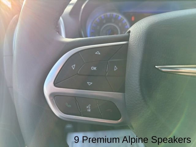 2023 Chrysler 300 Touring L