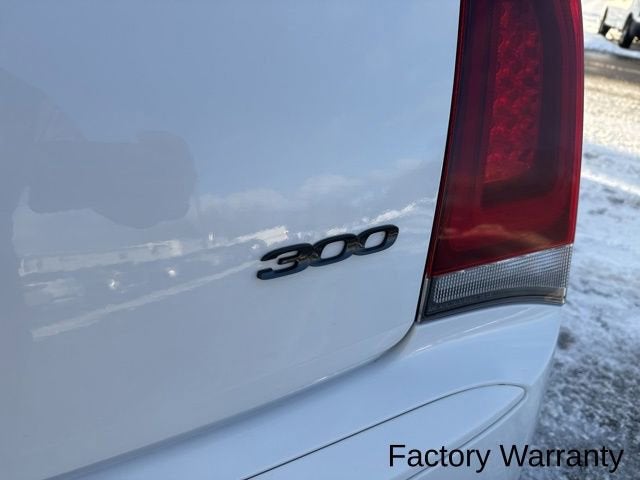 2023 Chrysler 300 Touring L