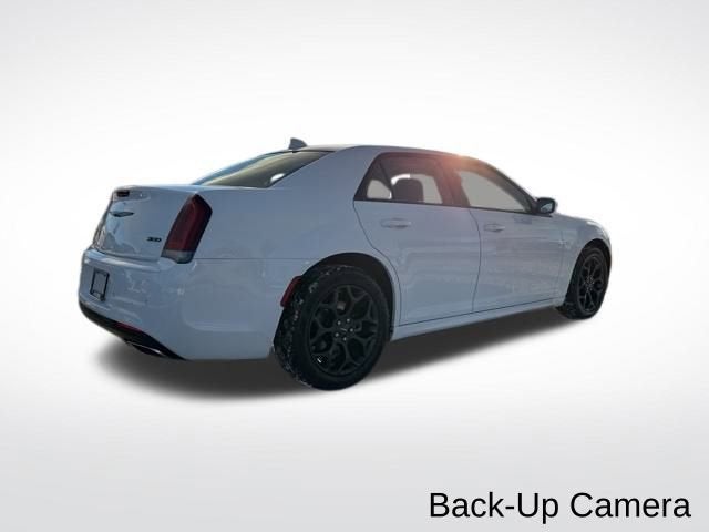 2023 Chrysler 300 Touring L