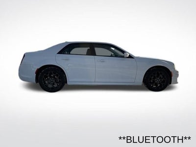 2023 Chrysler 300 Touring L