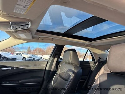 2023 Chrysler 300 Touring L