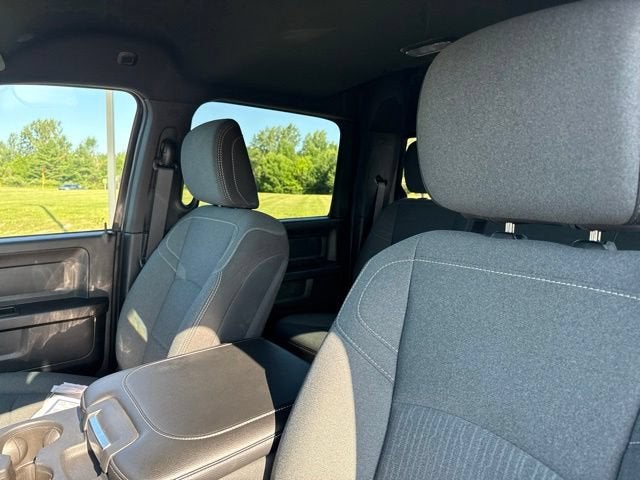 2024 RAM 3500 Tradesman Crew Cab 4x4 6'4" Box