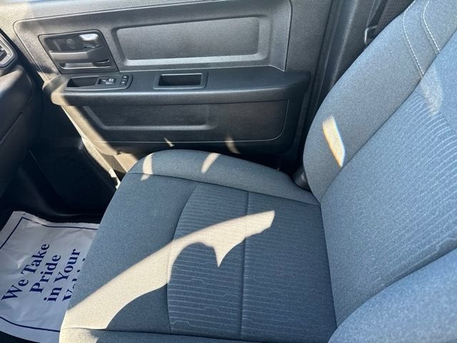 2024 RAM 3500 Tradesman Crew Cab 4x4 6'4" Box