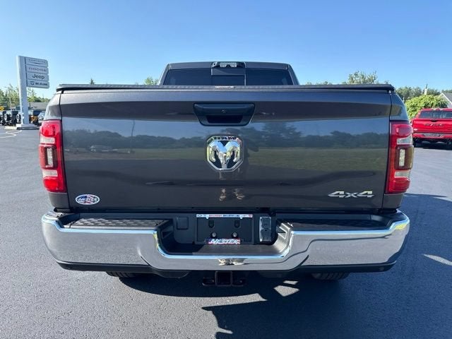 2024 RAM 3500 Tradesman Crew Cab 4x4 6'4" Box