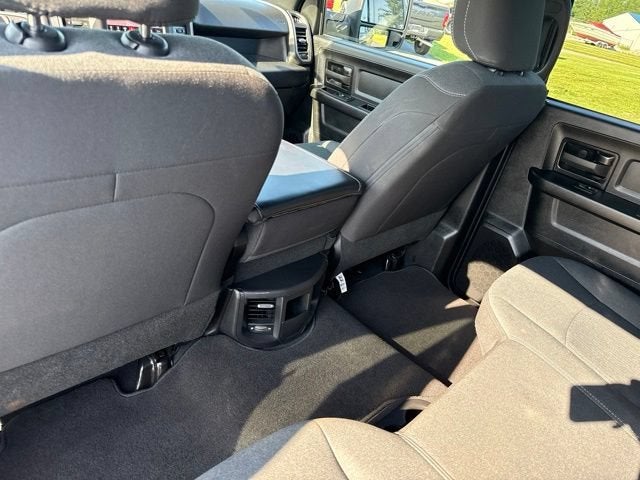2024 RAM 3500 Tradesman Crew Cab 4x4 6'4" Box