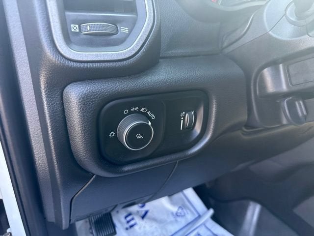 2021 RAM 2500 Tradesman Crew Cab 4x4 6'4" Box