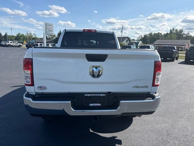 2021 RAM 2500 Tradesman Crew Cab 4x4 6'4" Box