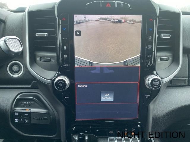 2022 RAM 2500 Big Horn Crew Cab 4x4 6'4" Box