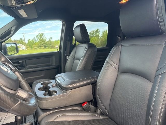 2022 RAM 2500 Tradesman Crew Cab 4x4 8' Box
