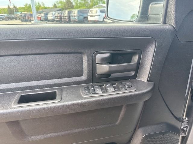2022 RAM 2500 Tradesman Crew Cab 4x4 8' Box
